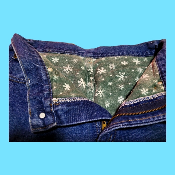 L.L. Bean Double L Relaxed fit fully lined women's jeans. Size 10p - Picture 5 of 7